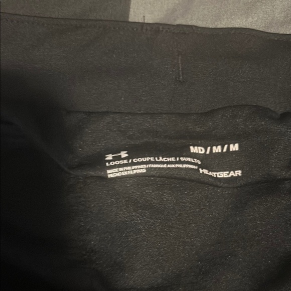 Under Armour Athletic Shorts Black and Pink with Breathable Fabric - Picture 2 of 2